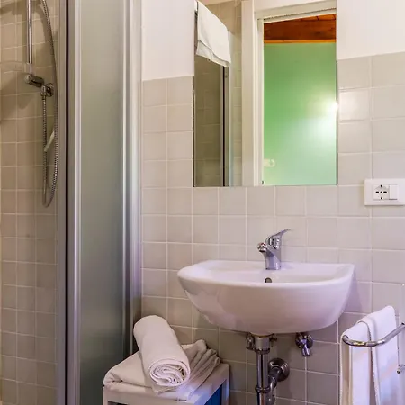 Duchessa - 2 Private With Ensuite Bathrooms 3*
