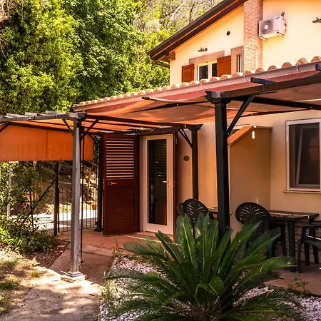 Duchessa - 2 Private With Ensuite Bathrooms Bed & Breakfast Lapedona