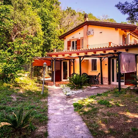 Duchessa - 2 Private With Ensuite Bathrooms Lapedona